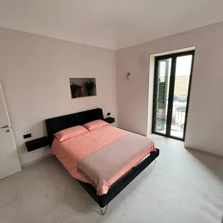 La Casa Di Chloe Lägenhet *
